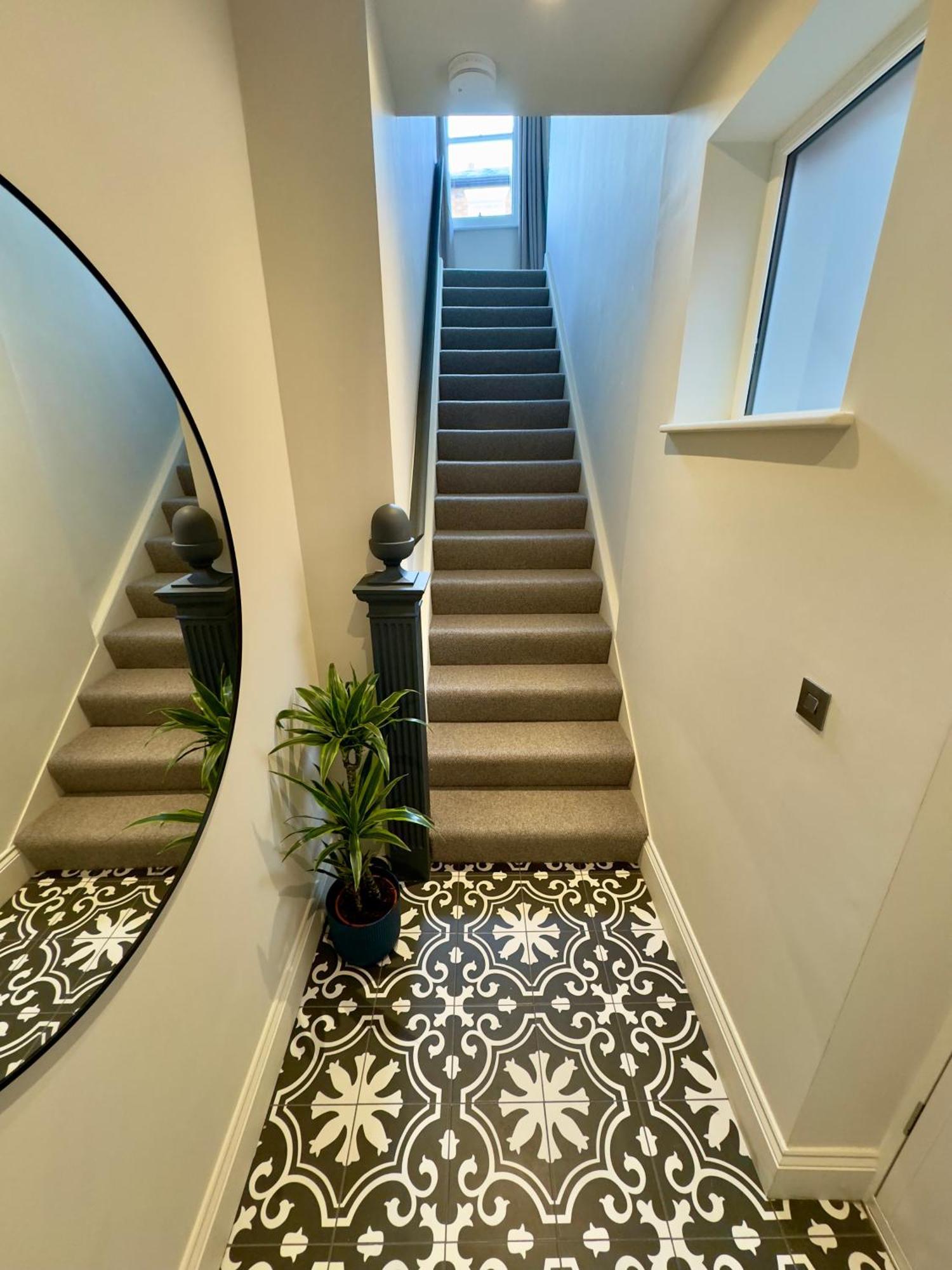 Ferienwohnung Romeo'S Arch High End Luxury In Centre Of Stratford With Parking Exterior foto